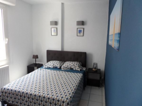 Chez Yaqueche,calme,lumineux,toutes commodités,parking,Netflix